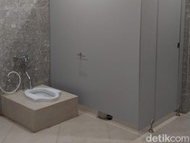 Ternyata Ini Alasan Orang Barat Ogah Pakai Kloset Jongkok