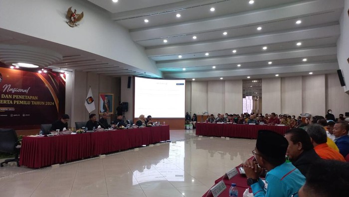 KPU umumkan partai-partai lolos tahap verifikasi Pemilu 2024