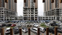 Namun terlepas dari itu, ternyata masih ada yang menjual unit barunya di apartement Meikarta, termasuk di situs jual beli properti online. (CNN Indonesia/Mohammad Safir Makki)  