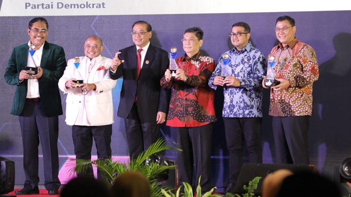 Penghargaan Komisi Informasi Pusat Republik Indonesia. (dok. Gerindra).