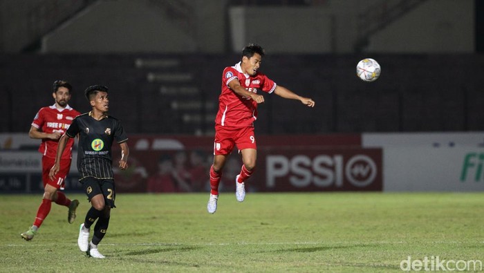 Pertandingan lanjutan BRI Liga 1 Persis Solo menjamu tamunya Barito Putera di Stadion Sultan Agung Bantul, DIY , Rabu (14/12/2022) malam, berakhir imbang dengan skor 0-0.