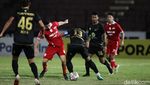 Potret Persis Solo Vs Barito Putera yang Berakhir Skor Kacamata