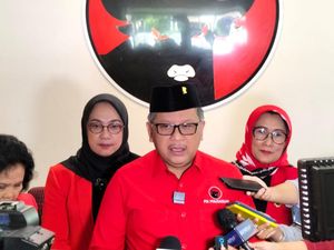 Kata Hasto soal Ganjar Absen di Pertemuan Mega-Gibran di Solo