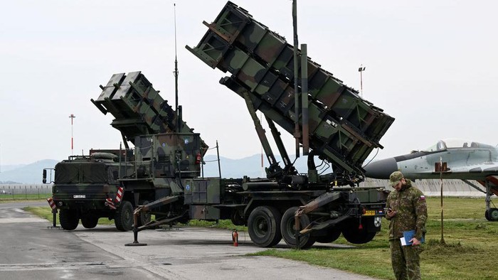 Patriot missile defence system is seen at Sliac Airport, in Sliac, near Zvolen, Slovakia, May 6, 2022. REUTERS/Radovan Stoklasa/File Photo