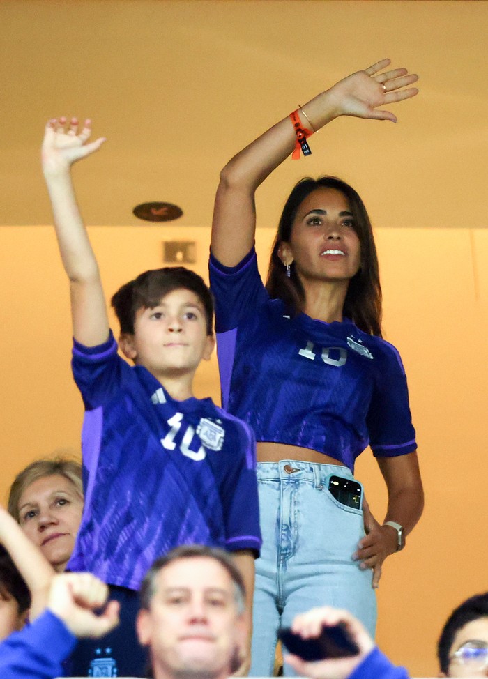 LUSAIL CITY, QATAR - DECEMBER 13: Antonella Roccuzzo wife of Lionel Messi of Argentina with son during the FIFA World Cup Qatar 2022 semi final match between Argentina and Croatia at Lusail Stadium on December 13, 2022 in Lusail City, Qatar. (Photo by Stefan Matzke - sampics/Corbis via Getty Images)