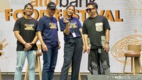 Allo Bank mengadakan festival kuliner dengan menghadirkan 100 lebih tenant. Festival kuliner ini akan berlangsung selama 52 hari. Foto: detikcom/Riska Fitria