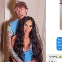 Megan FoxGaya Megan Fox juga semakin berani setelah ia berkencan dengan Machine Gun Kelly. Dari berbagai gaya dan hal kontroversialnya dengan MGK, jumpsuit biru ini menjadi yang paling diperbincangkan. Megan mengaku sengaja membolongi baju mahal itu untuk berhubungan seks.Foto: Instagram