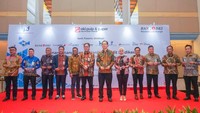 Selain ditunjuk sebagai mandated lead arranger, Bank DKI juga berperan sebagai Agen Fasilitas, Agen Jaminan, dan Agen Escrow bersama delapan BPD lainnya yakni Bank Jatim, Bank Sumut, Bank Papua, Bank Sulselbar, Bank Kalsel, Bank Kalteng, Bank NTT, dan Bank Lampung.