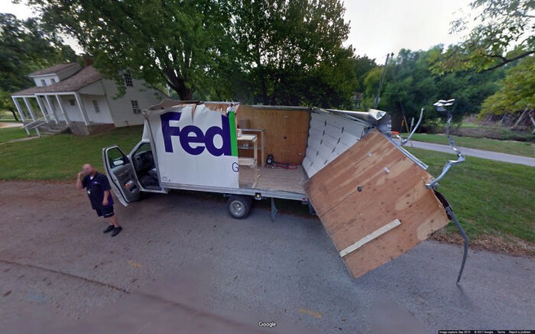Foto lucu di Google Street View