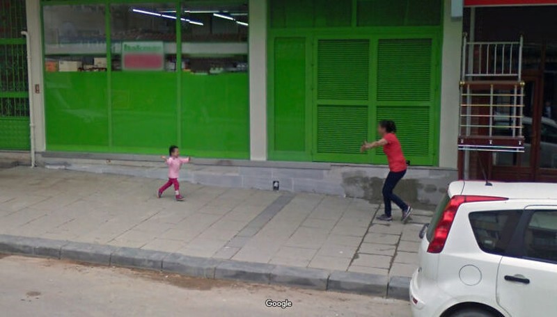 Foto lucu di Google Street View
