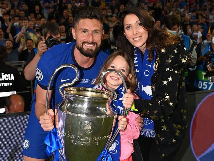 Ini Istri Olivier Giroud, Bertahan Walau Diselingkuhi Bintang Timnas Prancis