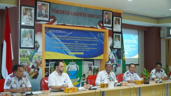 Kemenhub Sosialisasi Keselamatan Pelayaran ke Anak-anak Pesisir di Kalsel