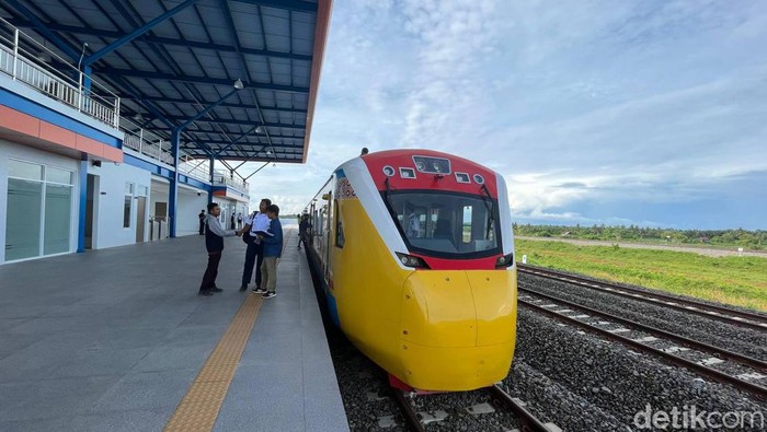 Kereta Api Sulsel