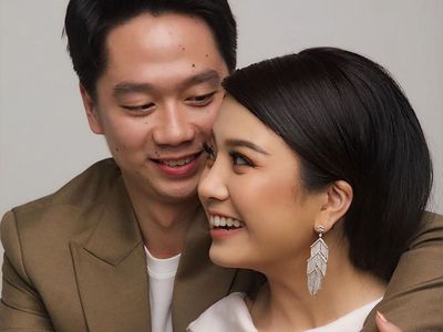 7 Potret Mesra Kevin Sanjaya & Valencia Tanoe Dalam Foto Prewedding
