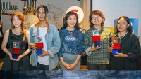 Livy Renata bersanding dengan Grace Tahir, Jeje Slebew, hingga Bunda Corla untuk penghargaan trending kategori siapa di 2022. (Foto: dok Instagram)