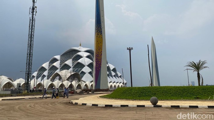 Masjid Al-Jabbar Gedebage, Kota Bandung