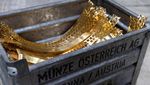 Melihat Pencetakan Koin Emas Austrian Mint