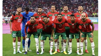 Fabrizio Romano mengucap selamat pada Maroko sebagai tim luar biasa yang mencetak sejarah besar di Piala Dunia. Foto: Twitter