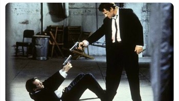 Martinez dan Varane tentu nanti akan bertarung habis-habisan demi negaranya. Foto: Twitter