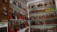 Deretan koleksi wayang golek (Foto: Enggran Eko Budianto)