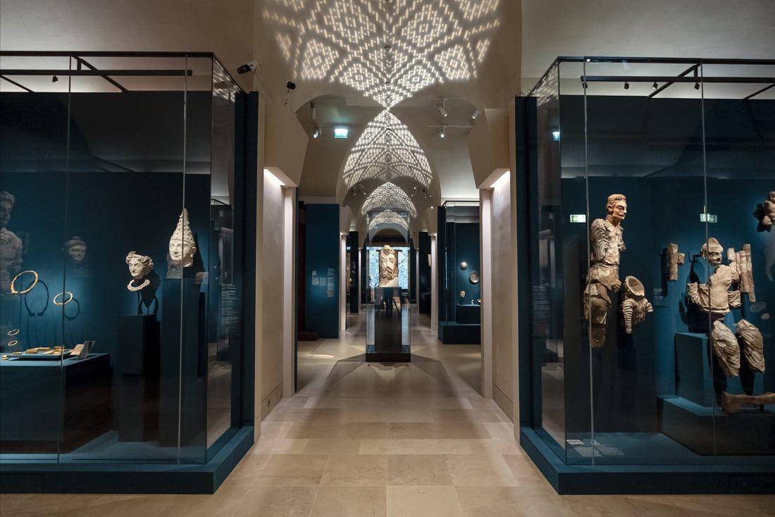 Pameran 'The Splendours of Uzbekistan's Oases' di Museum Louvre