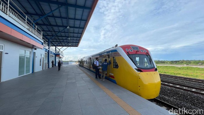 Pemandangan dari Kereta Api Sulsel Pemandangan dari Kereta Api Sulsel