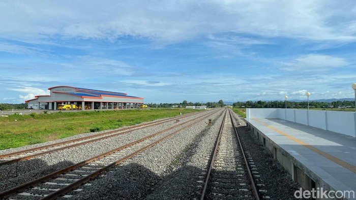 Pemandangan di Kereta Api Sulsel