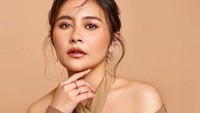 Prilly Latuconsina begitu sedih pernah kena toxic relationship dari mantan. Hal itu juga membuatnya trauma sampai sekarang. (Foto: Instagram/@karinayasmine @prillylatuconsina)