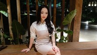 Potret manis Ratu Azalia. (Foto: dok Instagram)