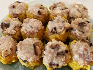 Resep Siomay Ayam dan Jamur Shitake yang Lezat ala Resto Dimsum