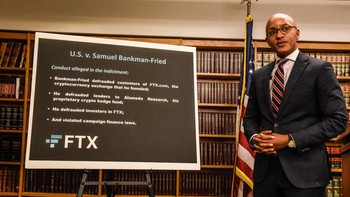 Intinya, Bankman-Fried menempatkan miliaran dolar dana pelanggan FTX ke Alameda, klaim dakwaan pidana tersebut seperti dikutip detikINET dari ABC. Foto: Getty Images