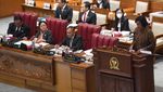Senyum Sri Mulyani dan Puan Maharani saat UU PPSK Disahkan