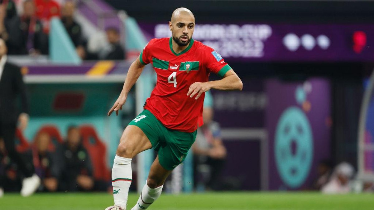Sofyan Amrabat buka suara soal kans tinggalkan Fiorentina. (Foto: Getty Images)