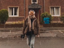 7 Potret Sophia Latjuba Liburan Bareng Anak ke London, Asik Main Salju