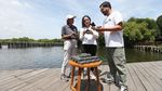 Taman Mangrove Angke Dilapisi Paving Block Hasil Daur Ulang