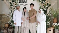 Dalam acara tasyakuran, Adinda Azani memakai busana berwarna krem. (Foto: dok Instagram)