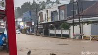 Banjir Bandang Di Sukanagara Cianjur, Ratusan Rumah Terendam