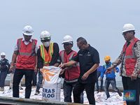 Penampakan Beras Impor Asal Vietnam, Tiba Di RI Hari Ini