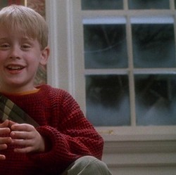 Runtuhnya Takhta 28 Tahun: The Grinch Geser Dominasi Home Alone