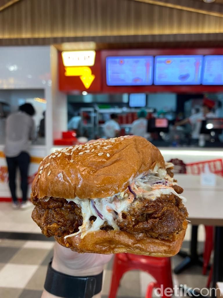Hot Jon's : Gurihnya Nagih! Hot Chicken Sandwich dan Naked Chicken ala Nashville