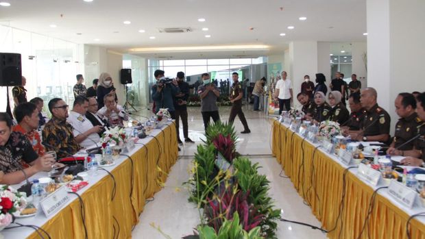 Kejati DKI Jakarta bertemu Komisi III DPR