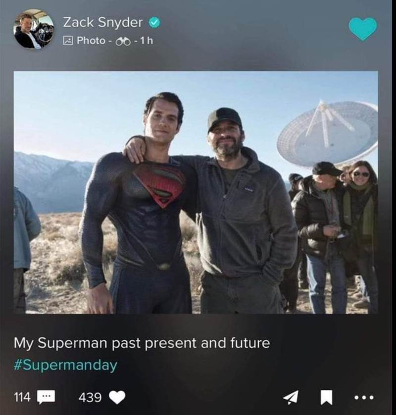 Meme Henry Cavill Tak Jadi Superman Lagi