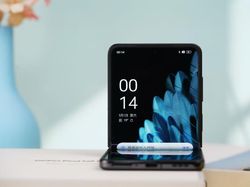 Menggodanya Oppo Find N2 Flip, HP Layar Lipat Harga Rp 13 Juta