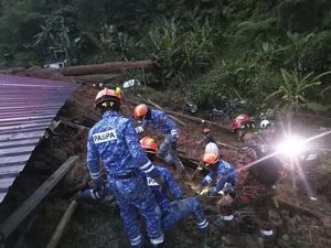 Longsor di Malaysia, 8 Tewas, Puluhan Hilang