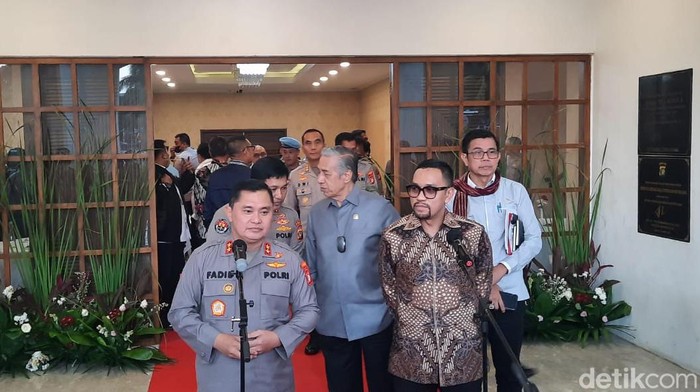 Pimpinan Komisi III DPR ke Polda Metro Jaya untuk membahas pengamanan Nataru.