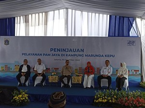Heru Budi Dicurhati Warga Marunda Kepu soal Krisis Air Bersih-Kurang Listrik