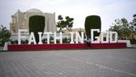 Menilik Gereja Katolik Pertama di Tengah Negara Muslim Qatar