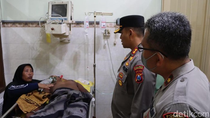 Pria ODGJ yang membacok 2 warga Kraksaan Probolinggo akhirnya tewas usai mengalami 5 luka tembak oleh polisi