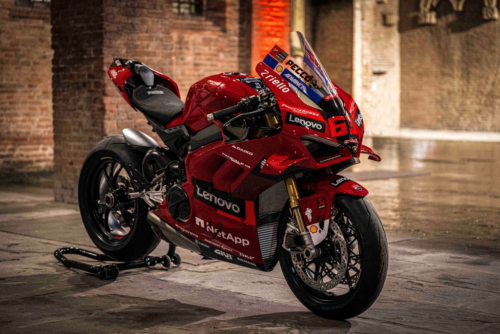 Replika Motor MotoGP dan WSBK Ducati