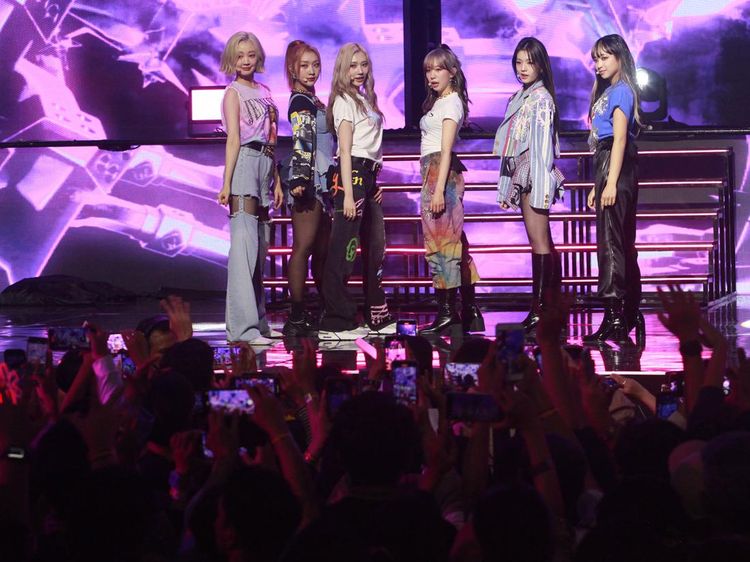 Rangkuman Keseruan HUT Transmedia dari Lensa Foto